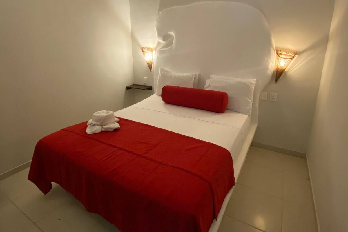 Twin Room | In-room safe, free WiFi