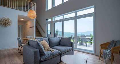 Mountain View & Spa | Chalet Le Petit Leo