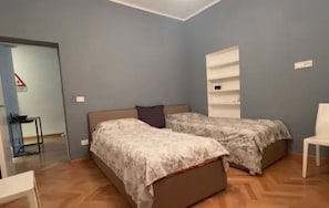 3 室のベッドルーム、WiFi、ベッドシーツ