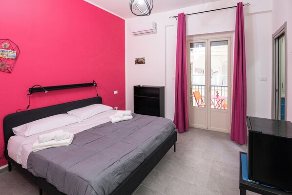 1 bedroom, free WiFi, bed sheets