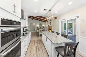Fridge, microwave, oven, stovetop - Sunset Beach Retreat – Pool, Private Fenced Yard, Near Beach, Small Pet Friendly (Venice)