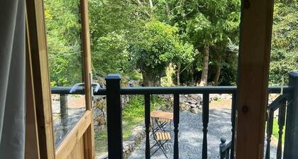 Cabin On The Foot Of Snowdon