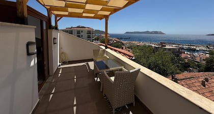 THE PENTHOUSE WİTH TERRACE