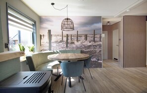 House | Dining