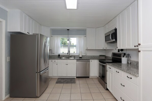 Microwave, oven, stovetop, dishwasher