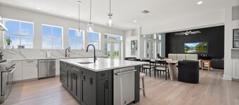 The Preserve on Egret - 4bed, 4.5 bath Luxury Retreat