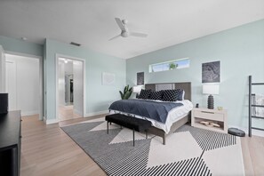 4 Schlafzimmer, Bügeleisen/Bügelbrett, WLAN, Bettwäsche