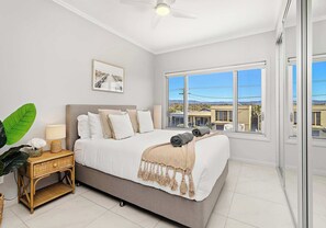 3 dormitorios, tabla de planchar con plancha, wifi y ropa de cama