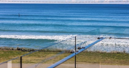 Seabreeze on the Beach "Aura"