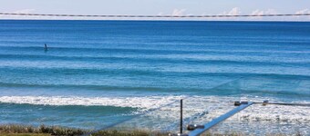Seabreeze on the Beach "Aura"