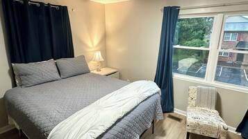 2 bedrooms, desk, iron/ironing board, free WiFi