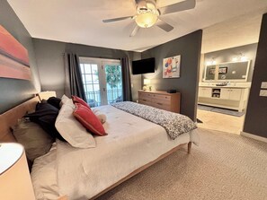 3 bedrooms, iron/ironing board, WiFi, bed sheets - Spectacular Suttons Bay Stay - Game Room, Kayaks, Pizza Oven & More! (Suttons Bay)