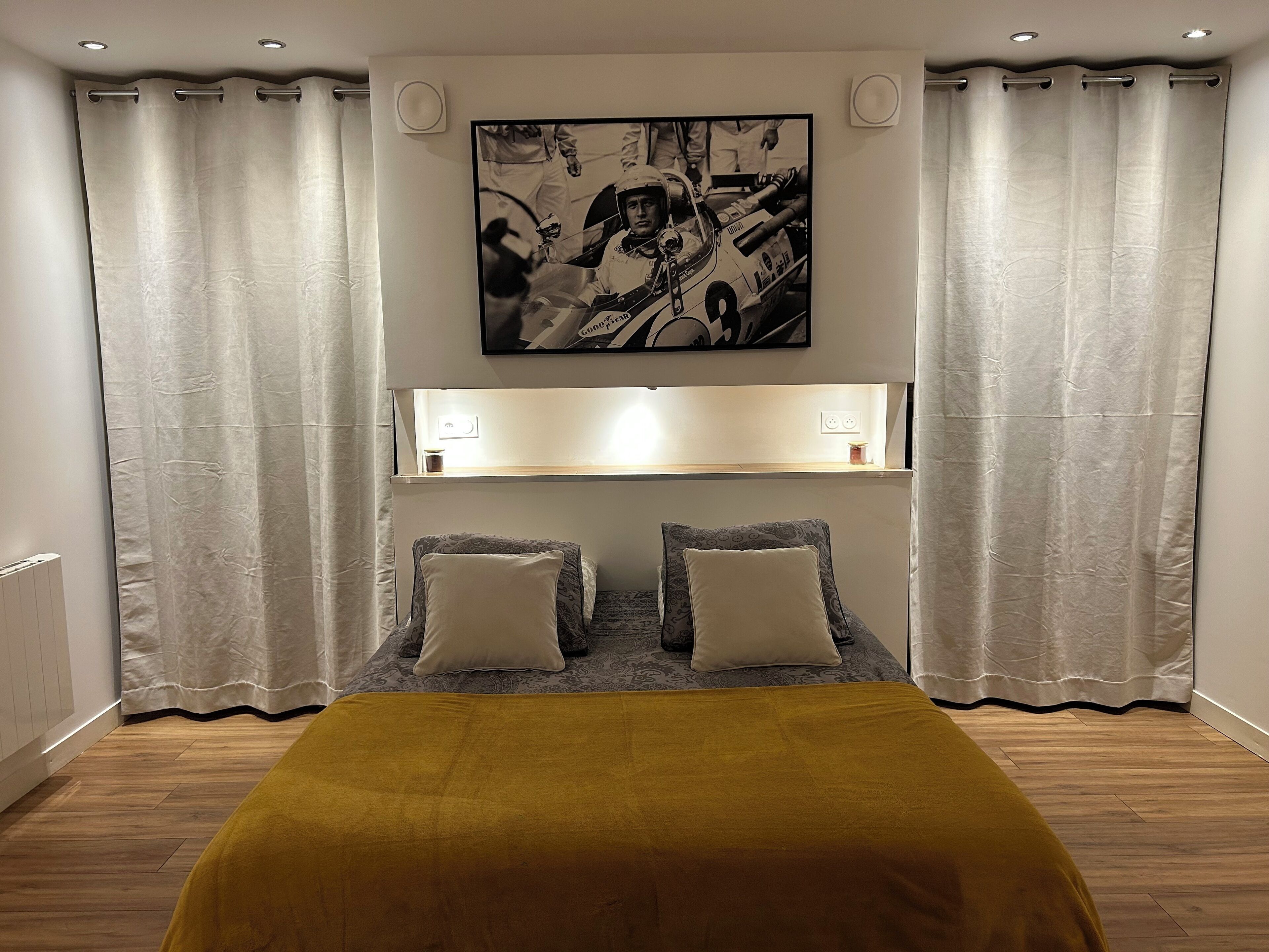 2 室のベッドルーム、WiFi、ベッドシーツ