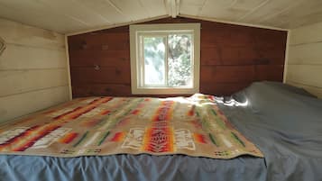 1 habitación y escritorio