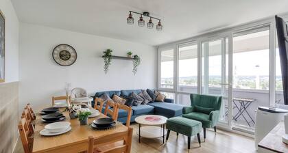 Large-Paris, CDG, Villepinte Expo, Disney, Astérix