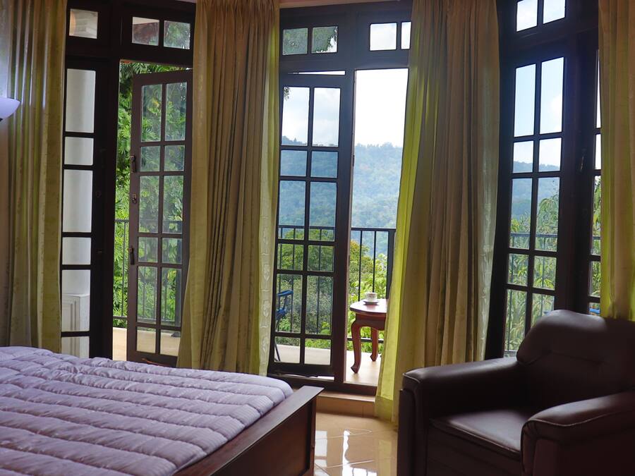 Habitación Confort, 1 cama de matrimonio grande, vistas a la montaña | Sábanas de algodón egipcio y ropa de cama de alta calidad