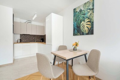 Modern Apartment | Balcony | 800 m to the Beach