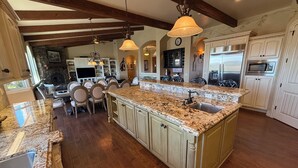 Interior - NEW LISTING…Spectacular Fallbrook Custom Estate on 2 acres with incredible views (Fallbrook)
