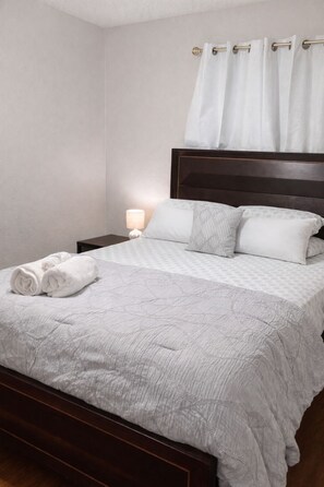 3 habitaciones, tabla de planchar con plancha y wifi gratis 