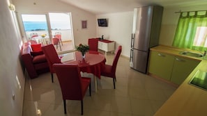 Interior - B apt w Terrace & sea View, 4 min Walk to Beach (Podstrana)