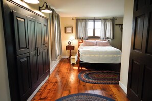 4 Schlafzimmer, Bügeleisen/Bügelbrett, kostenloses WLAN, Bettwäsche