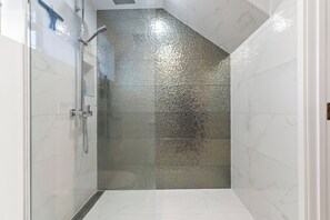 Dusche, Haartrockner