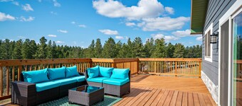 Lewistown Pine View Retreat's Newly-Built Modern Farmhouse