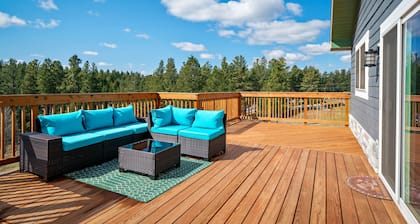 Lewistown Pine View Retreat's Newly-Built Modern Farmhouse