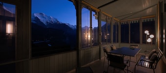 Chalet Hunnenfluh Garden Apartment