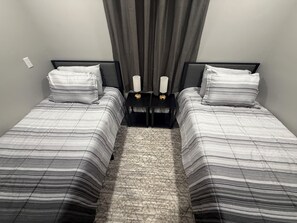 2 Schlafzimmer, Schreibtisch, Bügeleisen/Bügelbrett, kostenloses WLAN