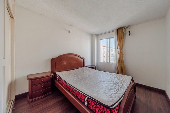 3 dormitorios, tabla de planchar con plancha, wifi