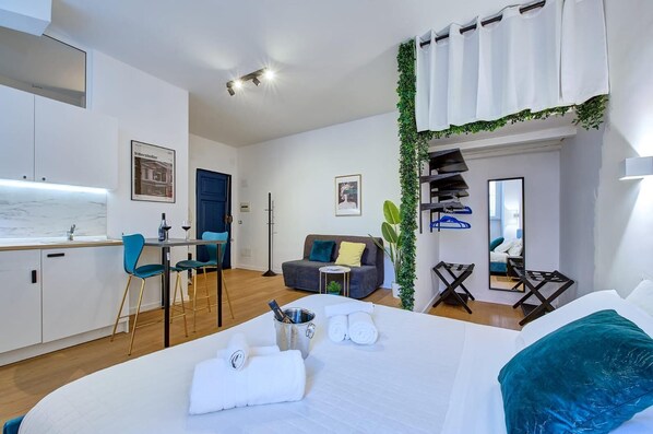 1 bedroom, iron/ironing board, WiFi, bed sheets