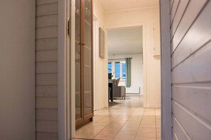 Unclassified image, 5 of 51, button - Stylish 2BR Stay in the Heart of Tromsø (Tromsø)