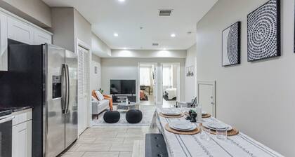 Modern large 2-bedroom apartment in Central Philadelphia!!!