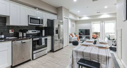 Modern large 2-bedroom apartment in Central Philadelphia!!!