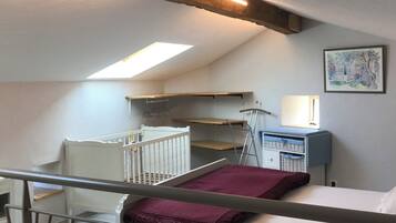 1 bedroom, iron/ironing board, travel cot