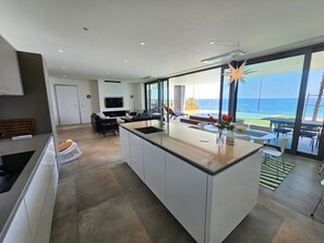 Interior - Finisterra Deluxe Sea Front in Albufeira (Albufeira)