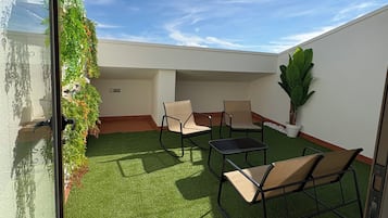 Leilighet – deluxe, balkong | Terrasse/patio