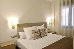 Tabla de planchar con plancha y wifi gratis