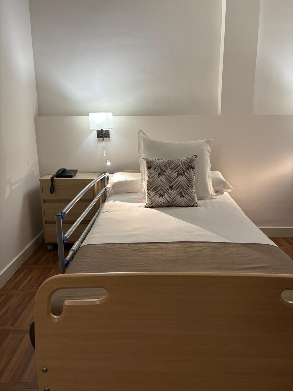 Apartament, accessible | Planxa i posts de planxar i wifi gratuïta 