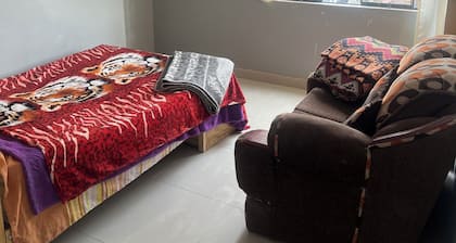 Travel's _house in Cupaca has a shared living room and kitchen. For all V