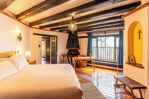 Coffres-forts dans les chambres, rideaux occultants