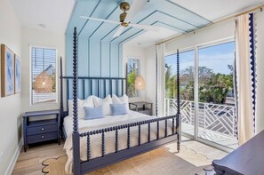 6 soverom, strykejern/-brett og reiseseng for barn