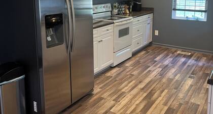 3-bedroom house in charming Jackson Springs. Not to far from the course.