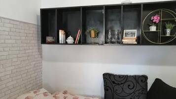 Basic Apartment, Balcony, Park View | Living area