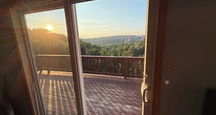 A peaceful, forest retreat with stunning views near historic Harpers Ferry.
