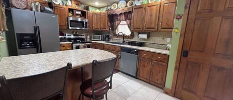 Microwave, oven, stovetop, dishwasher