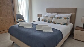 2 makuuhuonetta, silitysrauta/-lauta, ilmainen Wi-Fi, vuodevaatteet