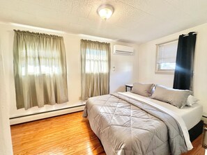 2 室のベッドルーム、アイロン / アイロン台、WiFi、ベッドシーツ