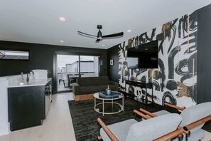 Smart TV, offices